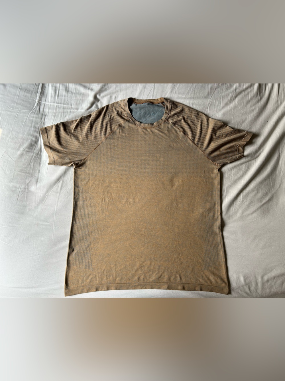 Men’s Lululemon t shirt